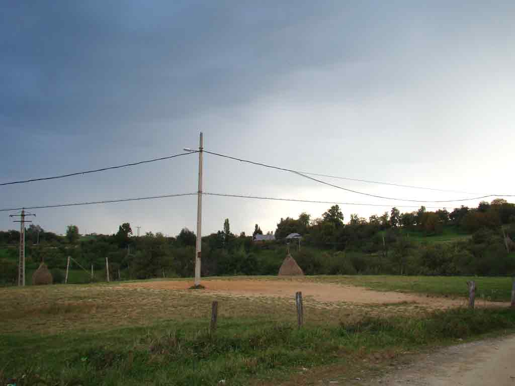 Foto teren de fotbal - Preluca Noua (c) eMaramures.ro